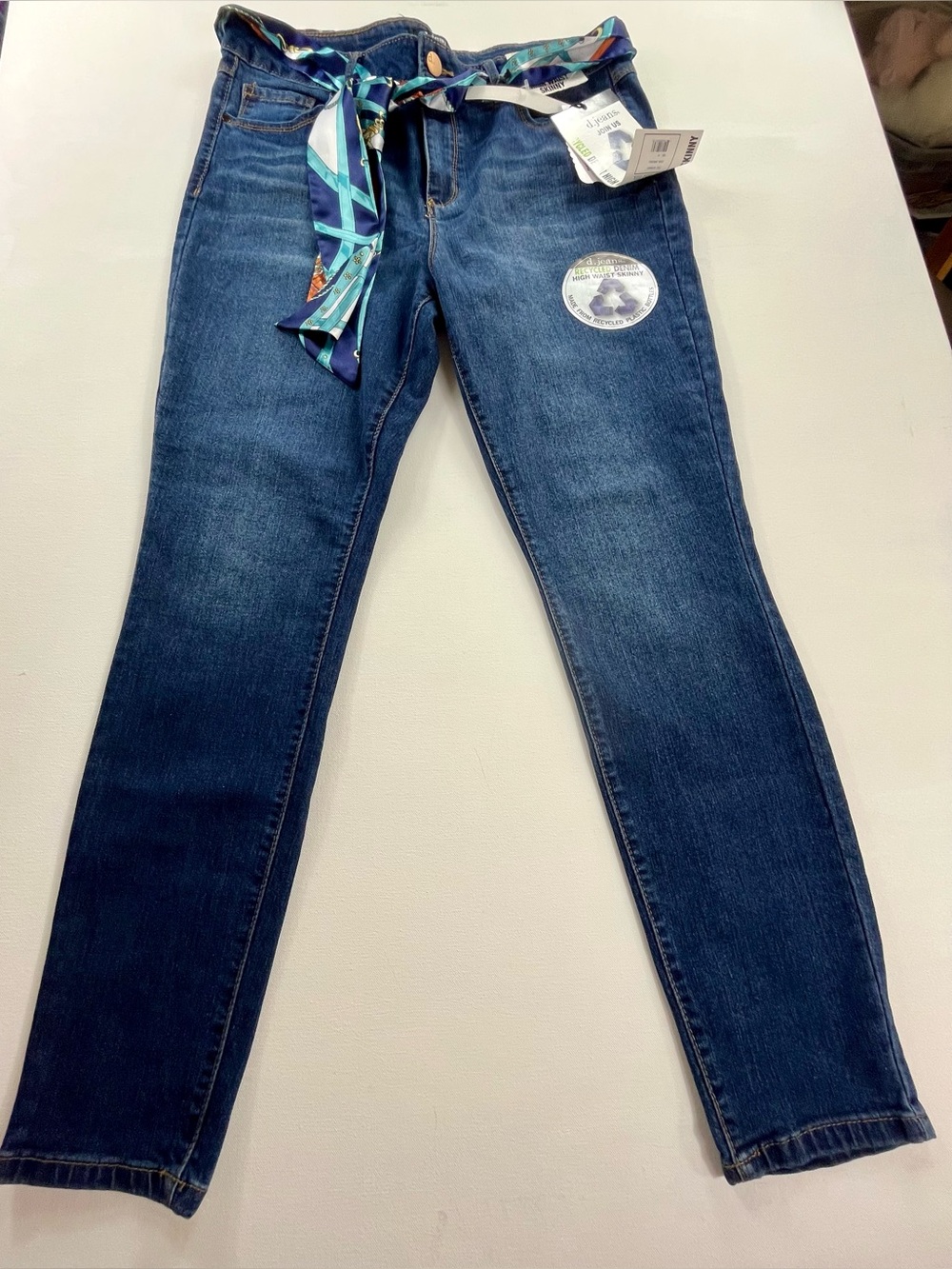d.jeans Womens High-Rise Skinny Jeans NWT Denim Scarf Belt Size 14 Runs Small